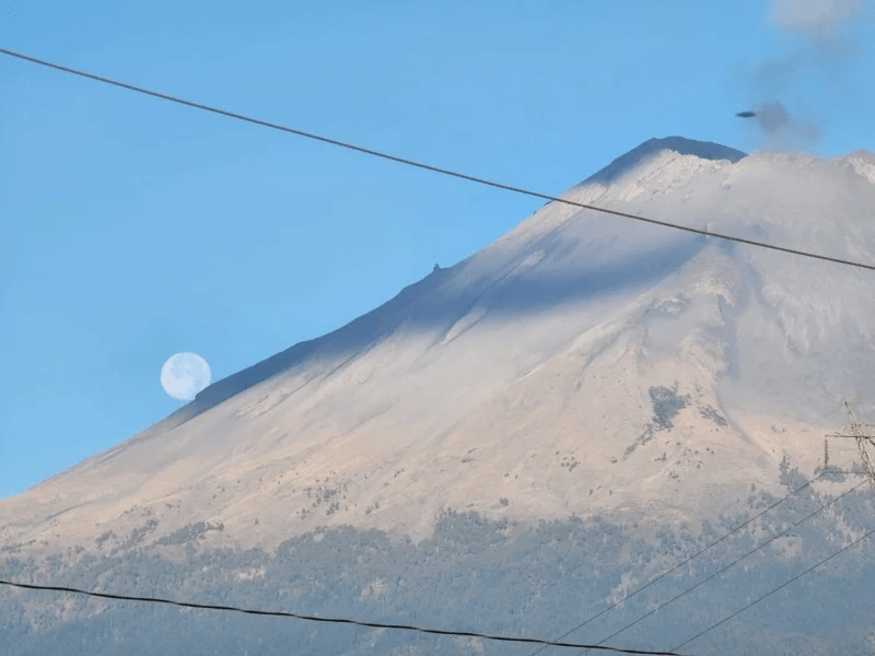 Popocatepetl Volcano UFO